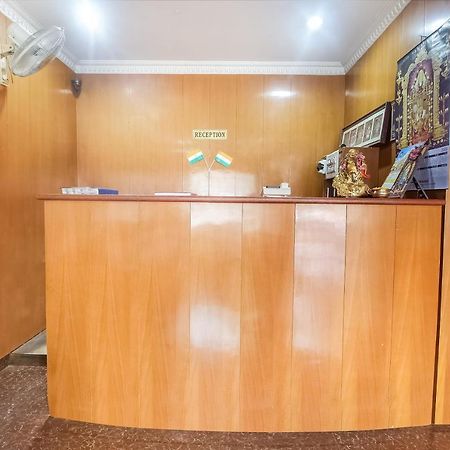Oyo 70841 Hotel Anjali Residency Velur Extérieur photo